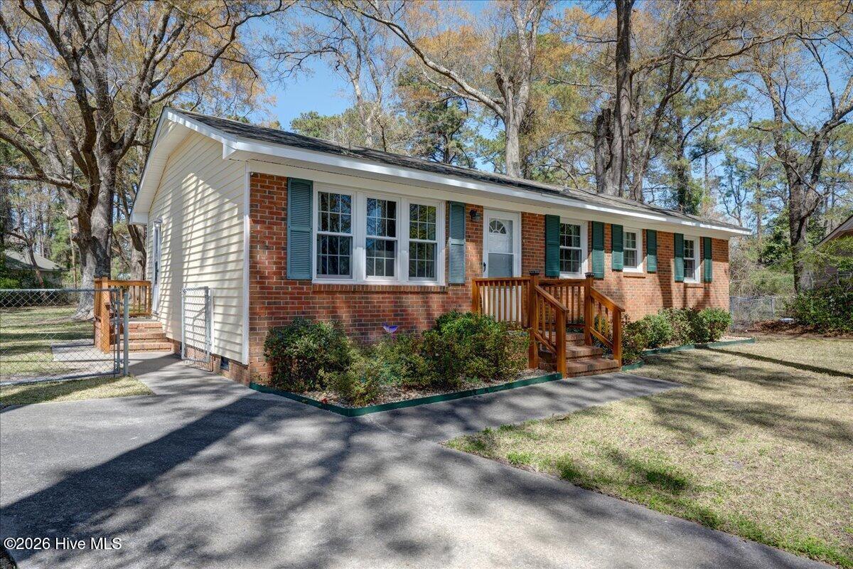 107 Pine Dale Road Havelock, NC 28532 - Photo 1 of 39 03-107_Pine Dale-27
