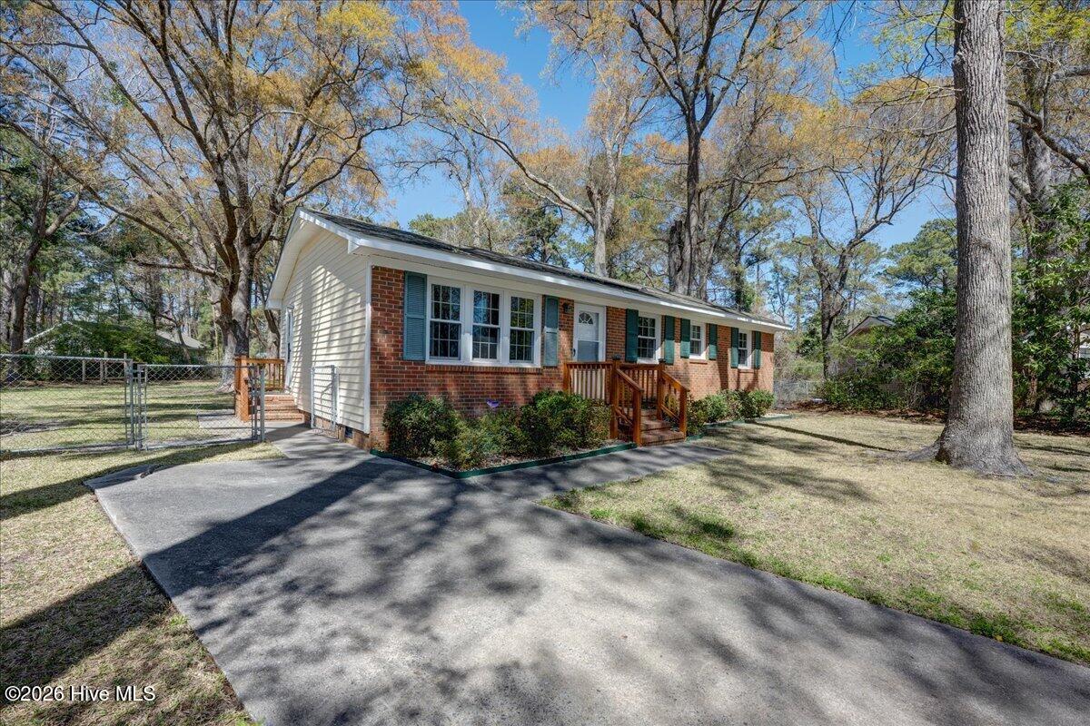 107 Pine Dale Road Havelock, NC 28532 - Photo 32 of 39 02-107_Pine Dale-26