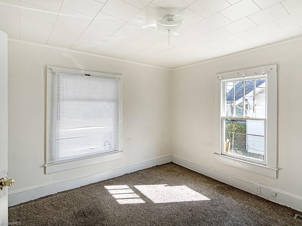 1104 South Elm Street High Point, NC 27260 - Photo 7 of 16 Gallery Image 7