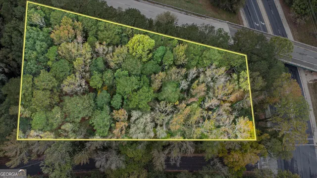 a black and white photo of a picture