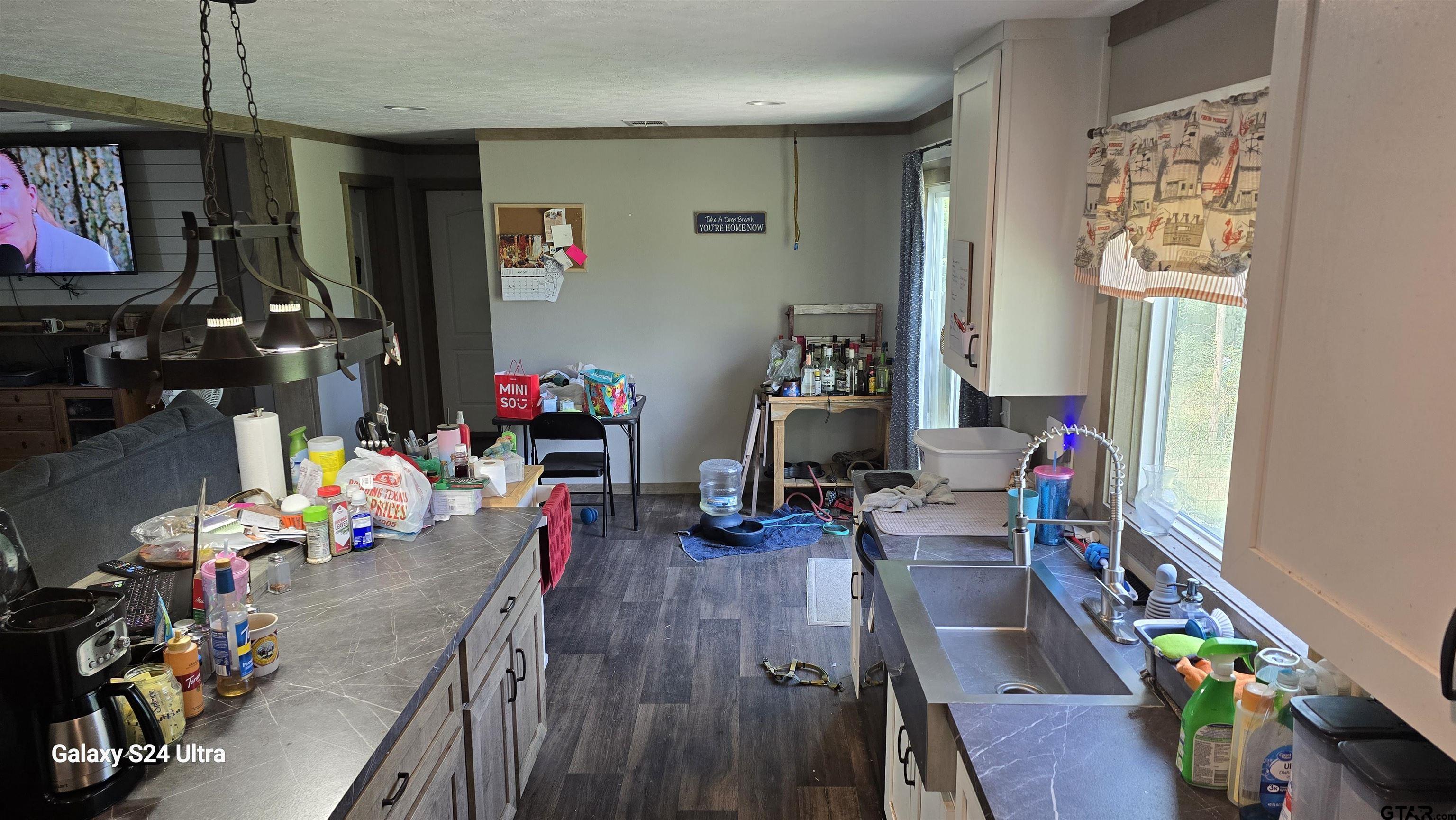 873 East Texas Road Lufkin, TX 75901 - Photo 3 of 12 an outdoor space with furniture