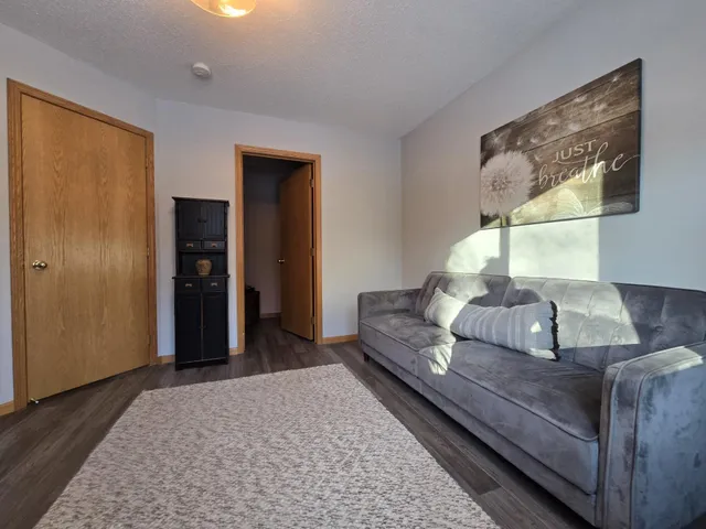 $435,000 | 14126 Oak Hollow Road, Brainerd, MN 56401