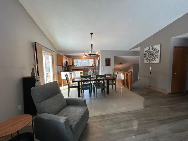 $435,000 | 14126 Oak Hollow Road, Brainerd, MN 56401