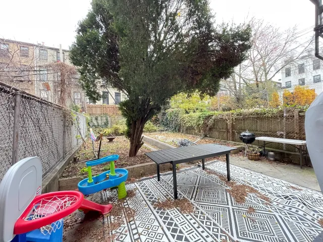 $7,000 | 505 Hicks Street, Unit 1 | Cobble Hill