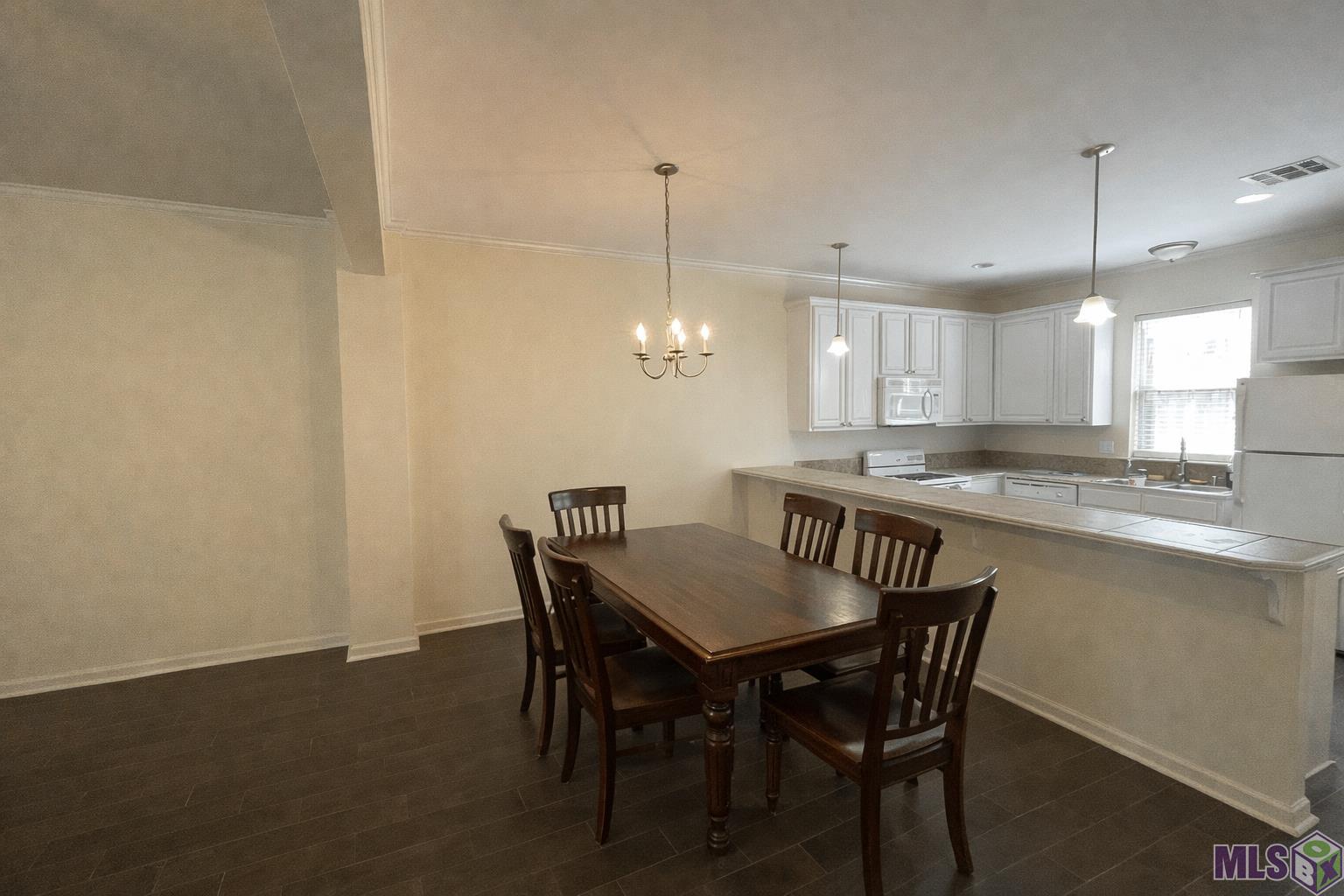 2405 Brightside Drive, Unit 7 Baton Rouge, LA 70820 - Photo 3 of 8 Open Concept - Living Dining & Kitchen
