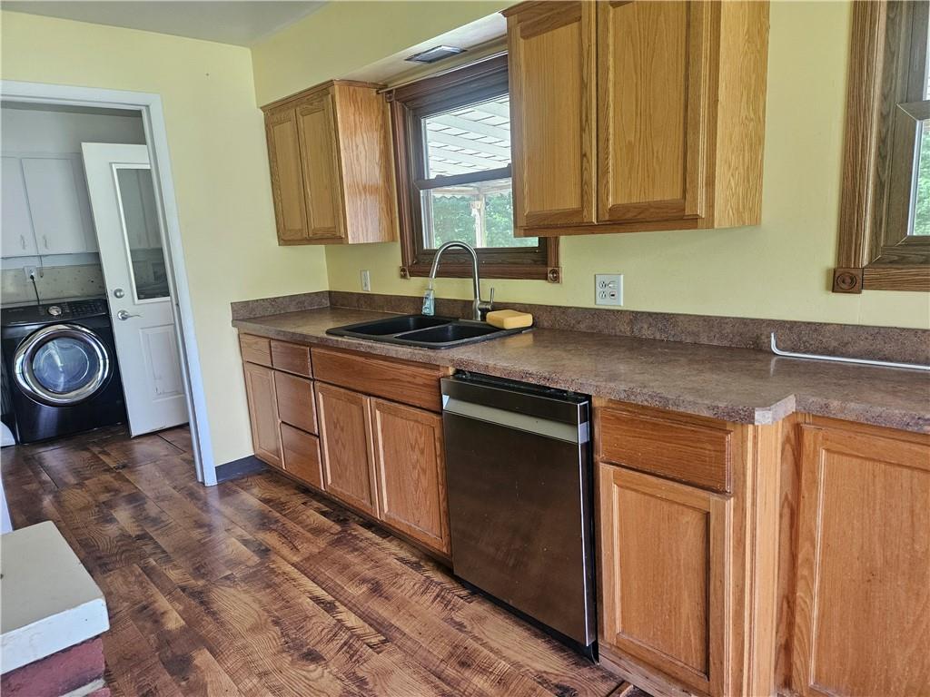 14 East Romain Road Pulaski, PA 16143 - Photo 5 of 9 Gallery Image 5