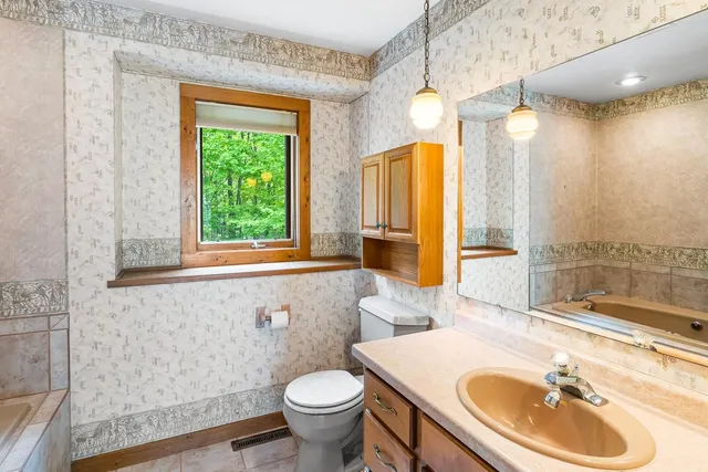 $749,900 | 5997 Bluff Ledge Road, Sturgeon Bay, WI 54235