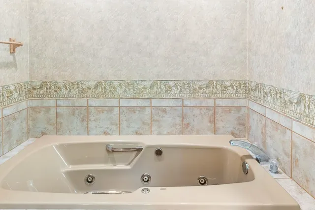 $749,900 | 5997 Bluff Ledge Road, Sturgeon Bay, WI 54235