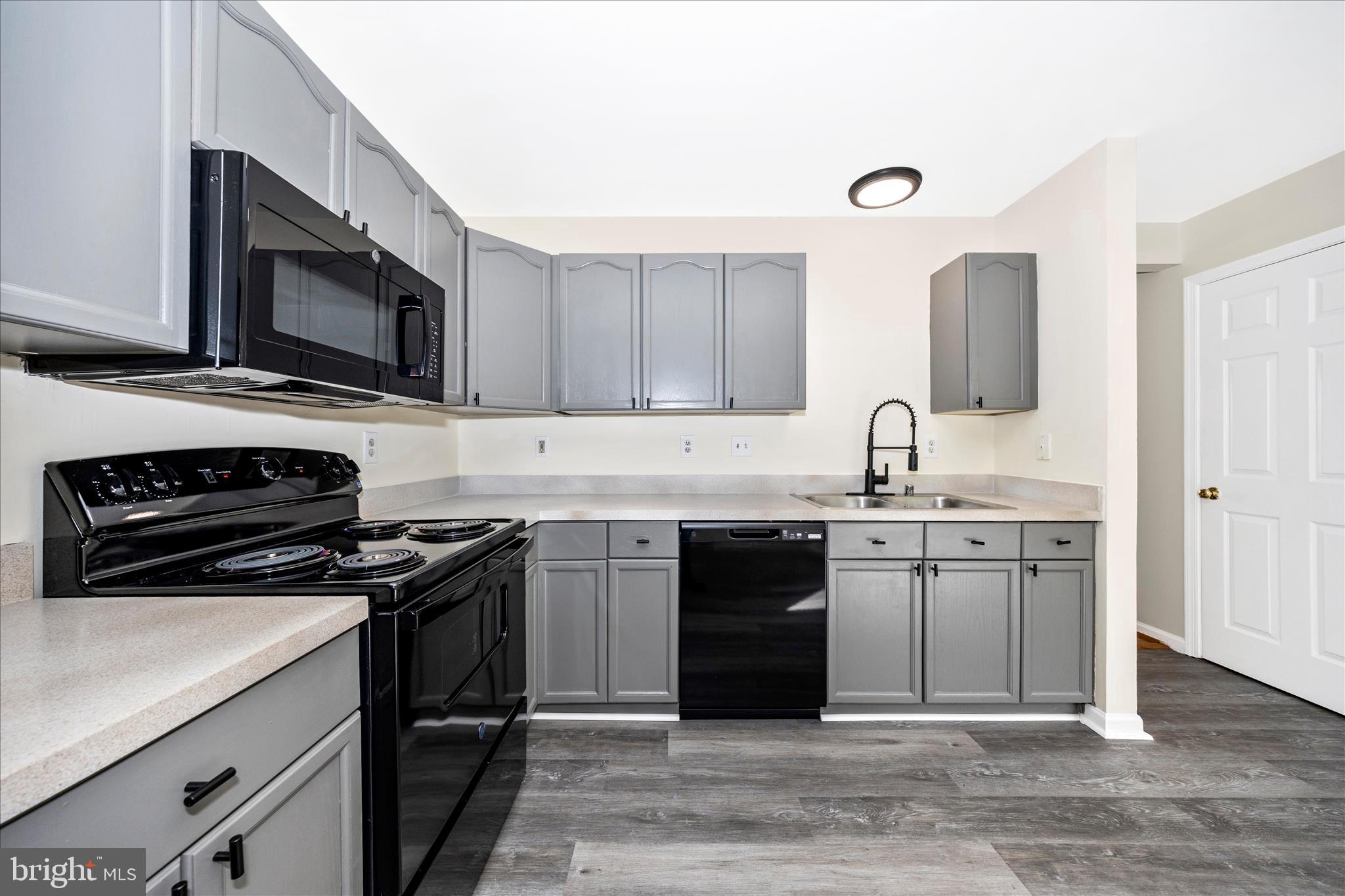 105 Sentry Ridge Smithsburg, MD 21783 - Photo 14 of 62 Kitchen