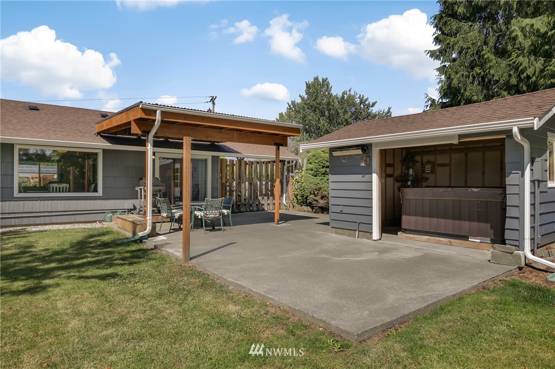 2113 South 249th Place Kent, WA 98032 - Photo 22 of 25