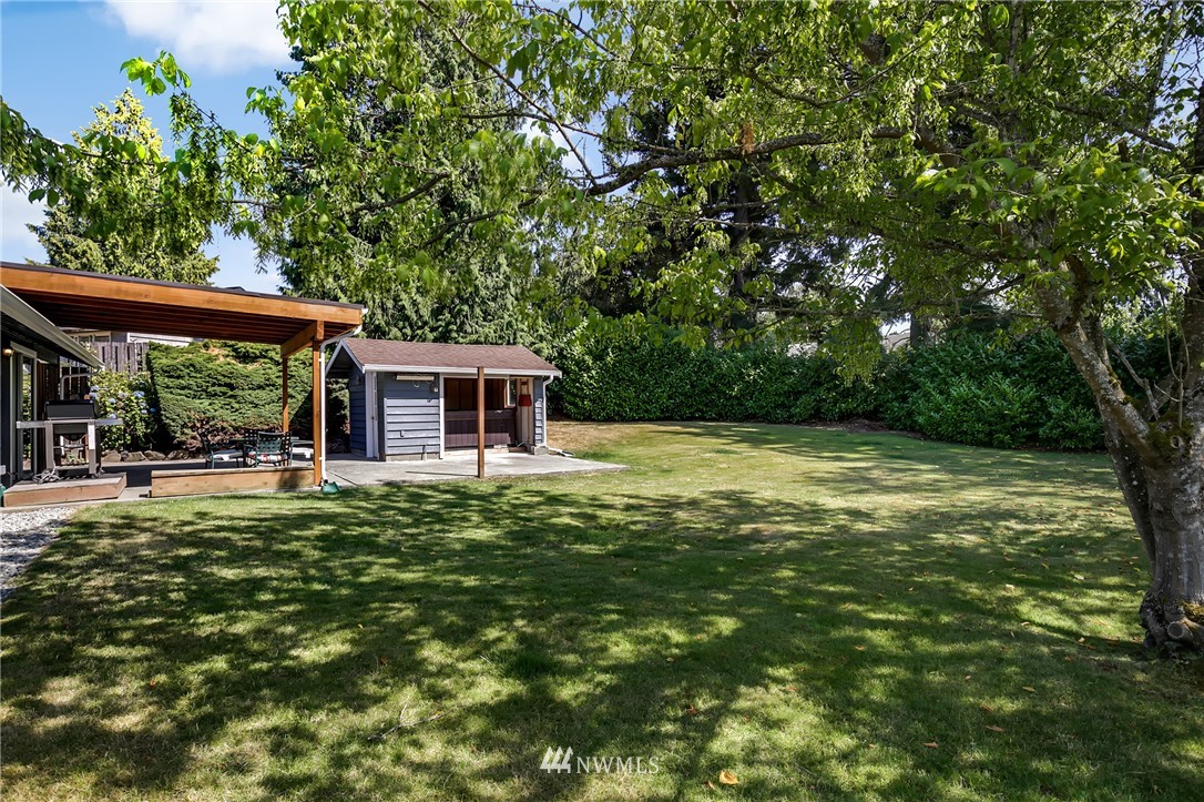2113 South 249th Place Kent, WA 98032 - Photo 23 of 25