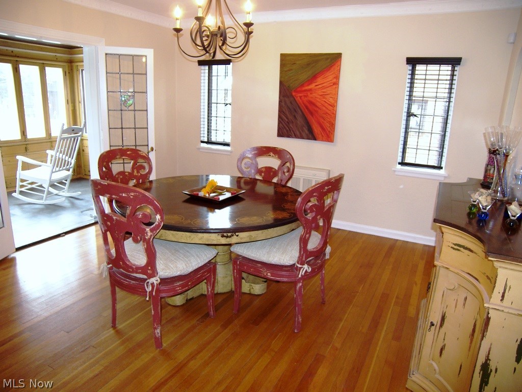3591 Lytle Road Beachwood, OH 44122 - Photo 6 of 23 Dining Room opens to the Kitchen and Sun Room