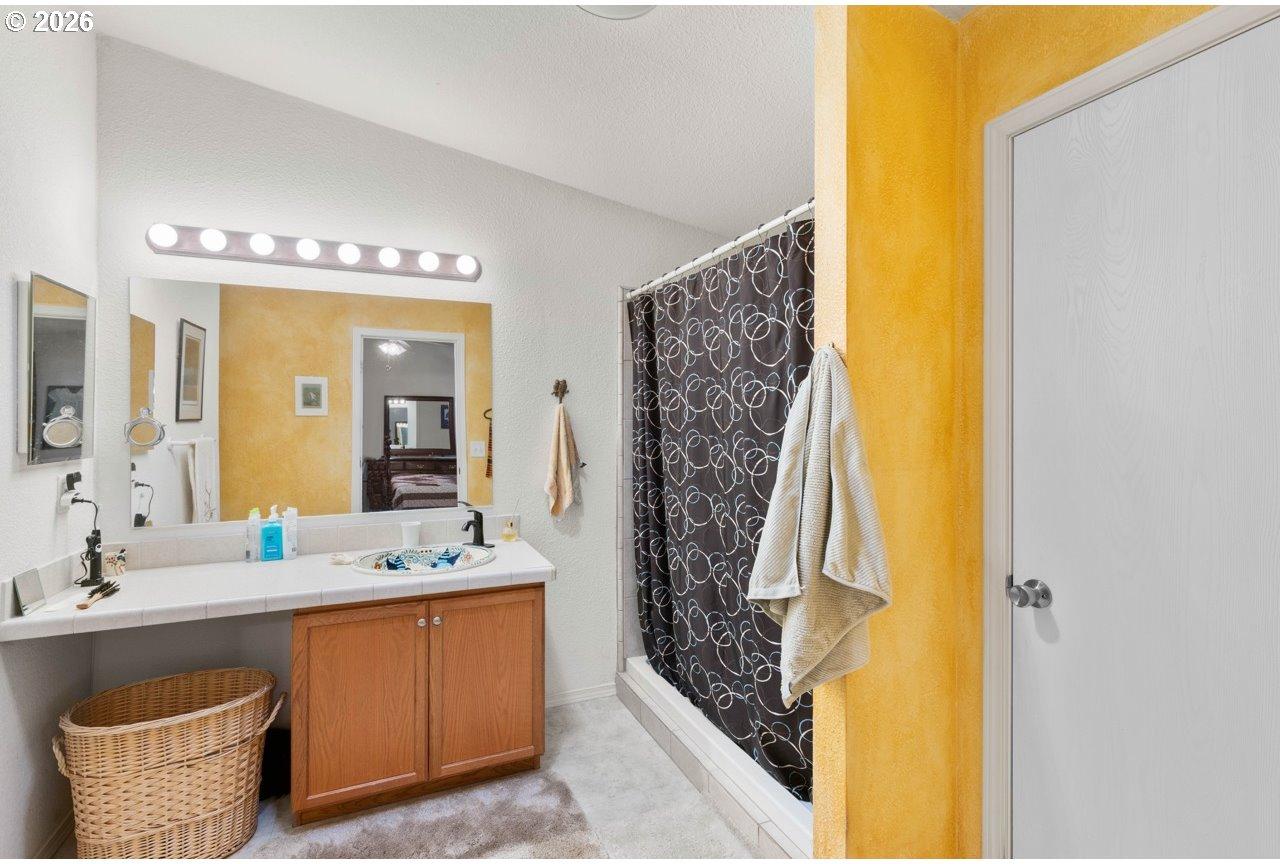 10 East South Stage Road, Unit 421 Medford, OR 97501 - Photo 19 of 30 Gallery Image 19