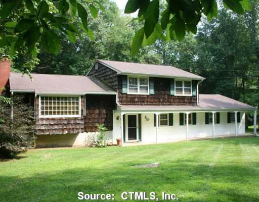 137 Northford Road Branford, CT 06405 - Photo 1 of 1 Exterior Front.