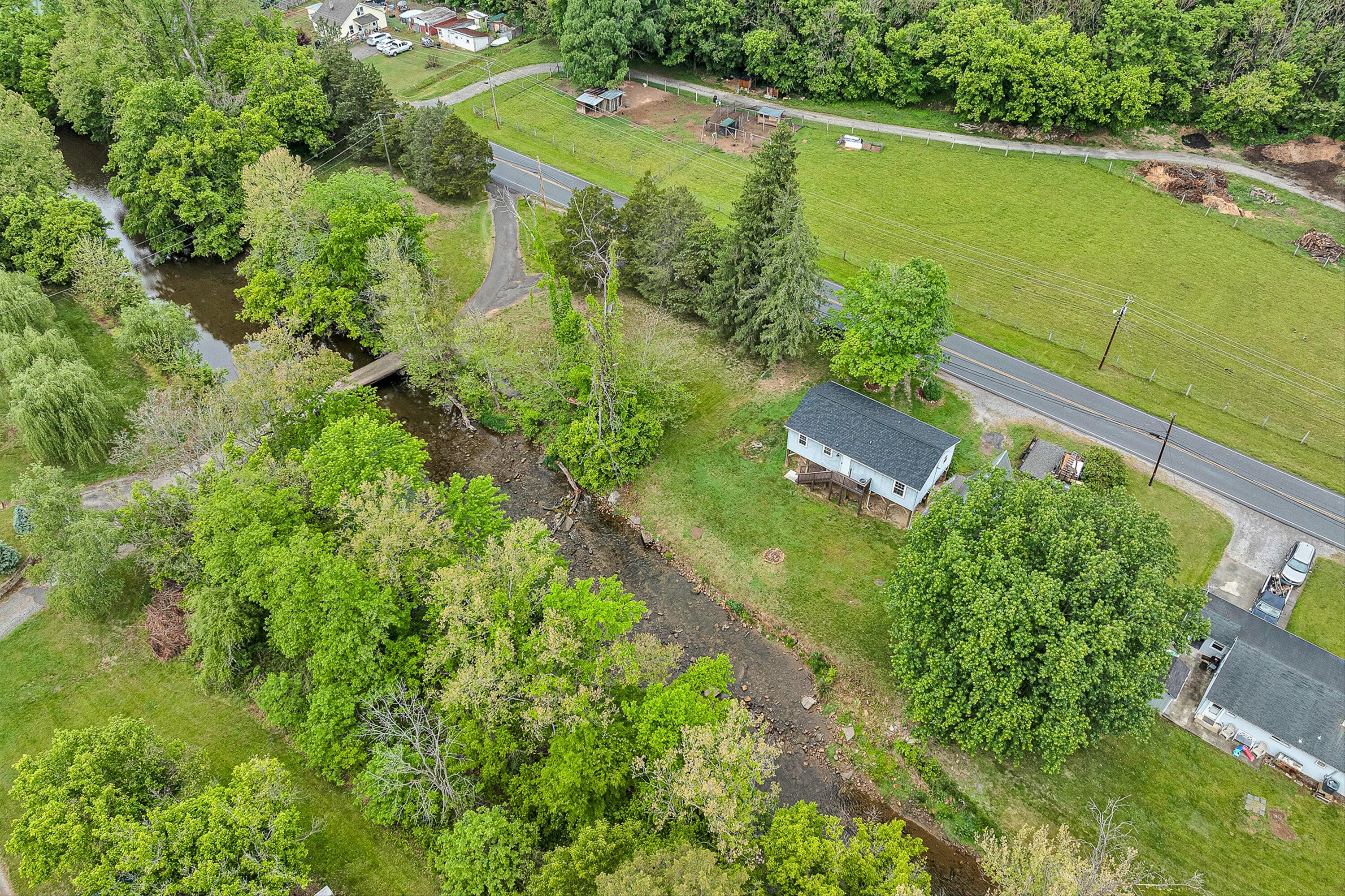 9619 Old Roanoke Road Elliston, VA 24087 - Photo 25 of 29 34-VM-0613