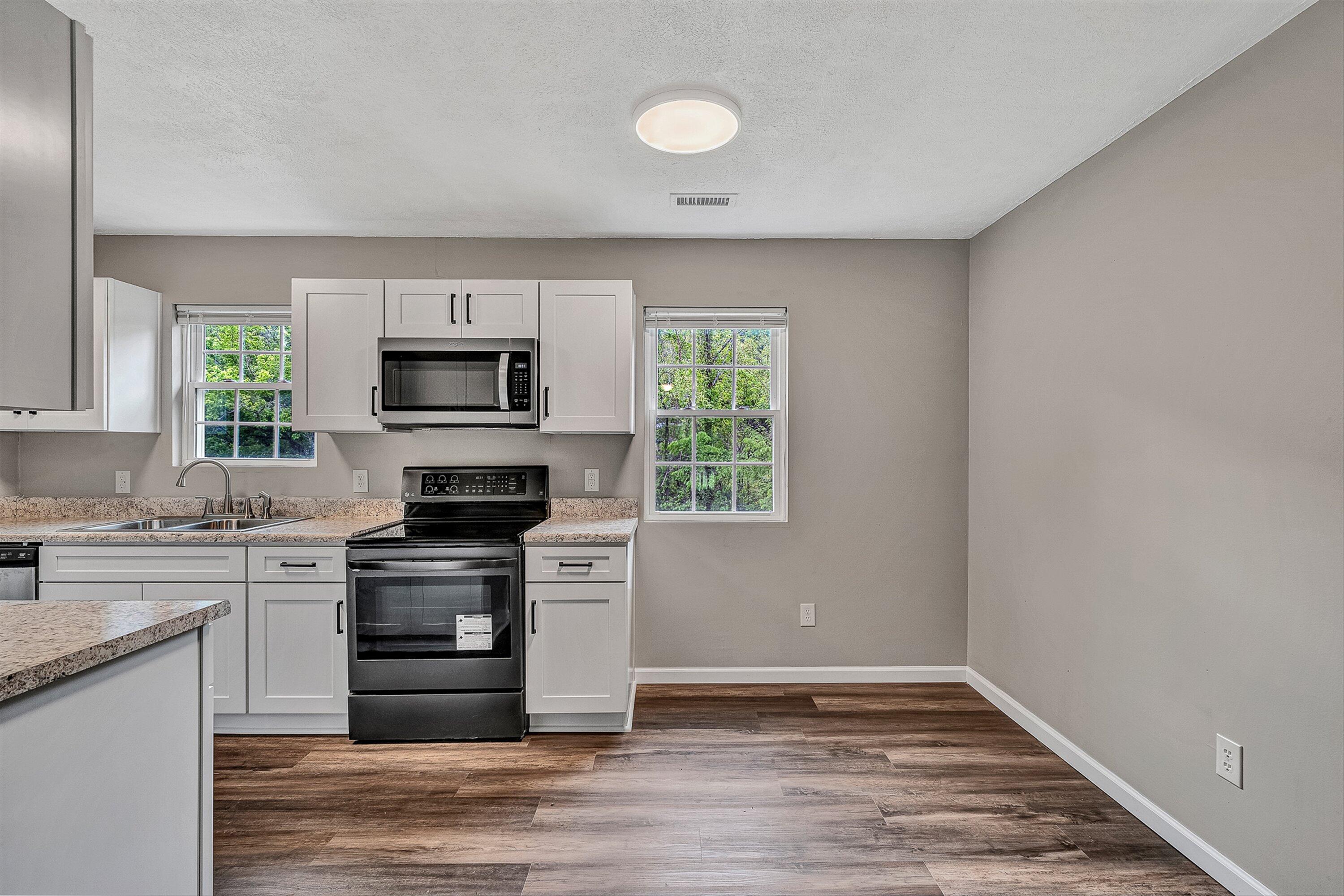 9619 Old Roanoke Road Elliston, VA 24087 - Photo 7 of 29 07-VM-07245