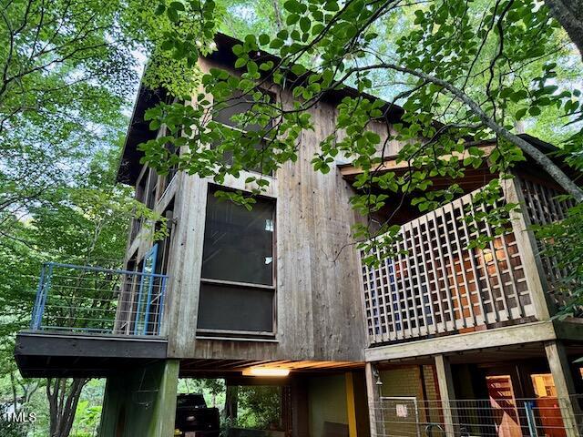 820 Runnymede Road Raleigh, NC 27607 - Photo 8 of 43 a front view of a house