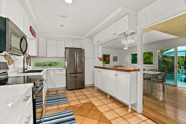 $1,350,000 | 4885 Laipo Road, Kapaa, HI 96746