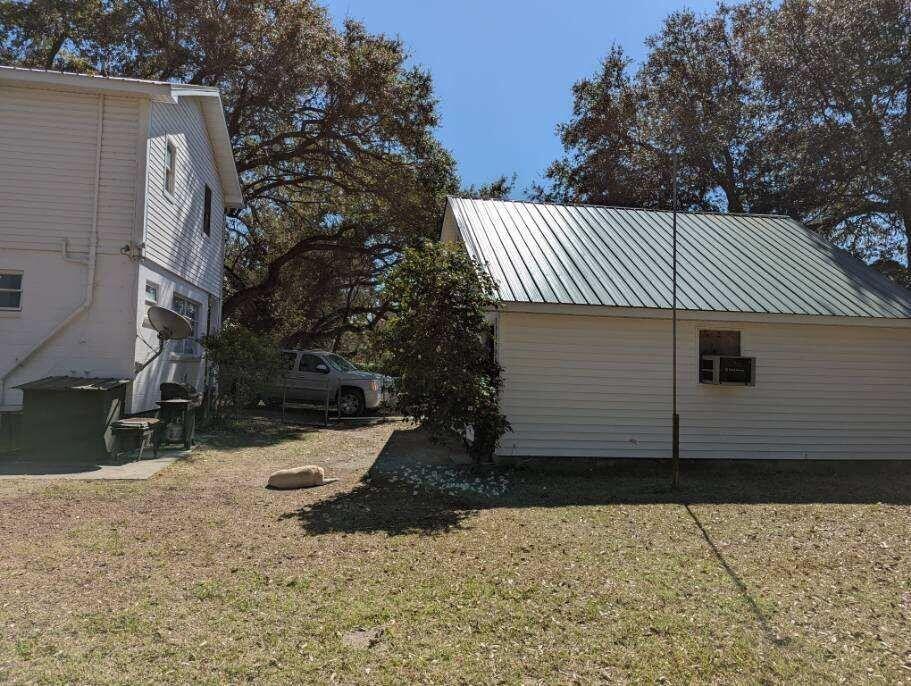 102 Webb Street Bonneau, SC 29431 - Photo 27 of 34 20221018183120240576000000-o