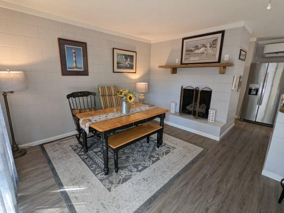 102 Webb Street Bonneau, SC 29431 - Photo 7 of 34 20221018183040011596000000-o