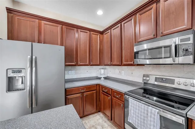 $3,350 | 11144 Oyster Bay Circle, New Port Richey, FL 34654