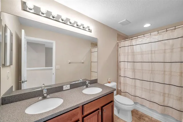 $3,350 | 11144 Oyster Bay Circle, New Port Richey, FL 34654