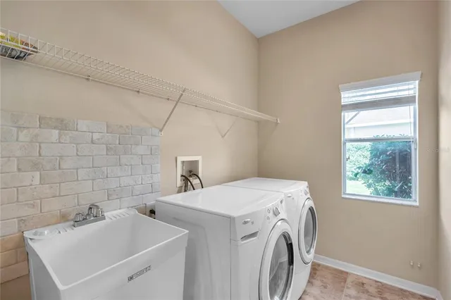 $3,350 | 11144 Oyster Bay Circle, New Port Richey, FL 34654