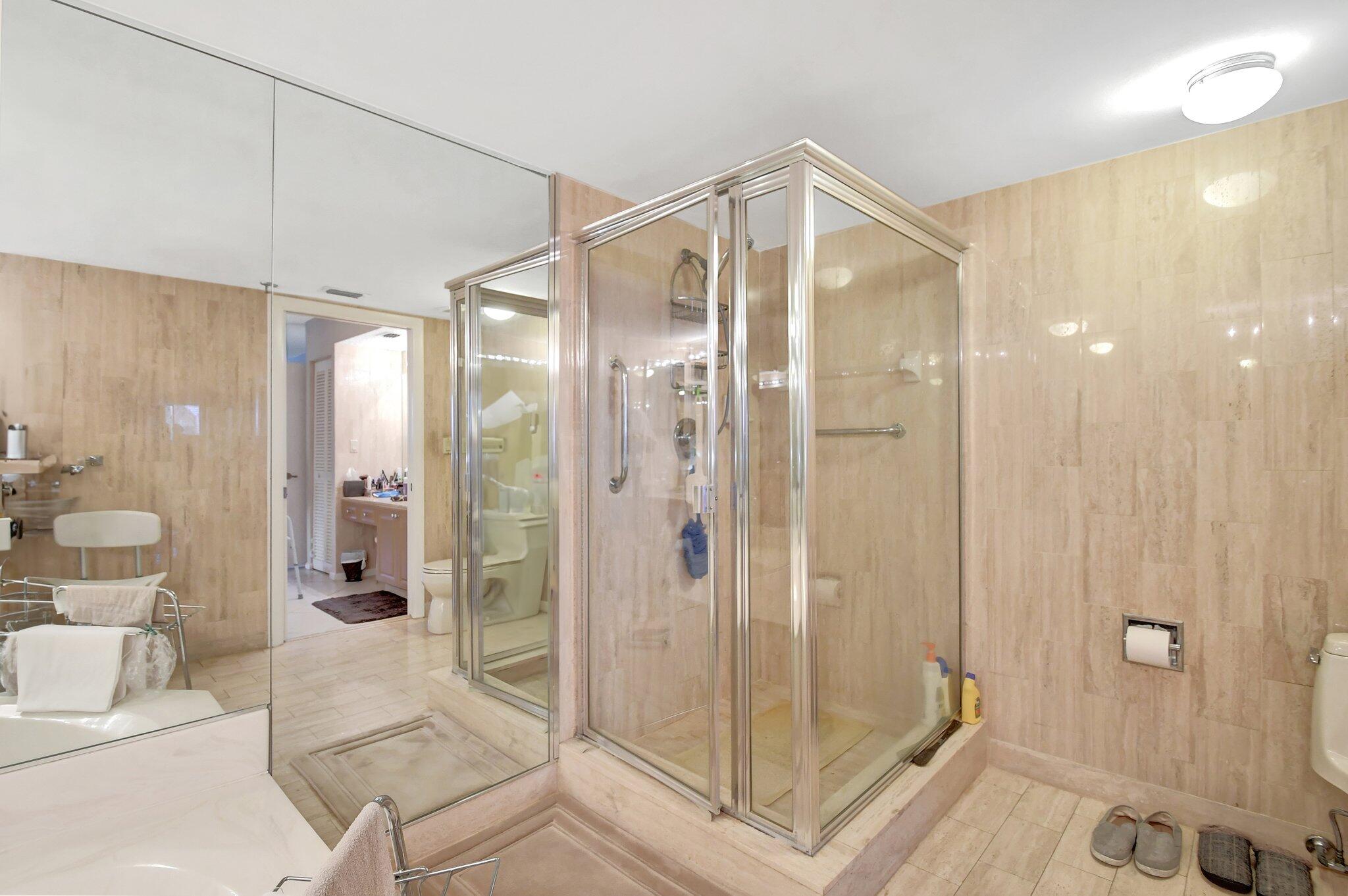 7209 Promenade Drive, Unit 302 Boca Raton, FL 33433 - Photo 17 of 36 Master Bath