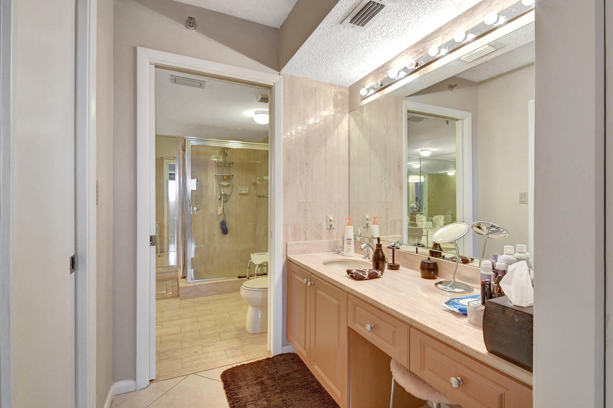 7209 Promenade Drive, Unit 302 Boca Raton, FL 33433 - Photo 18 of 36 Master Bath