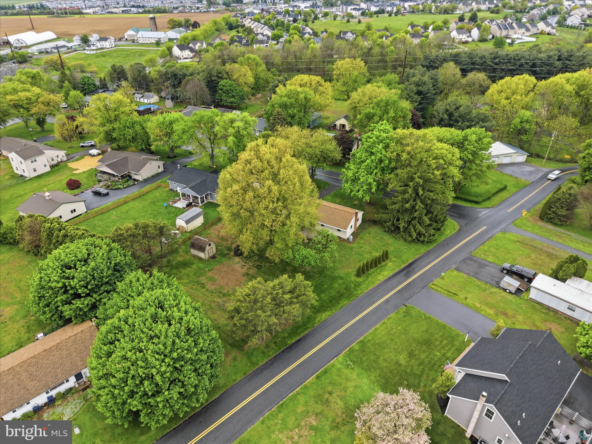 947 Hill Street Manheim, PA 17545 - Photo 44 of 47 an aerial view of a garden