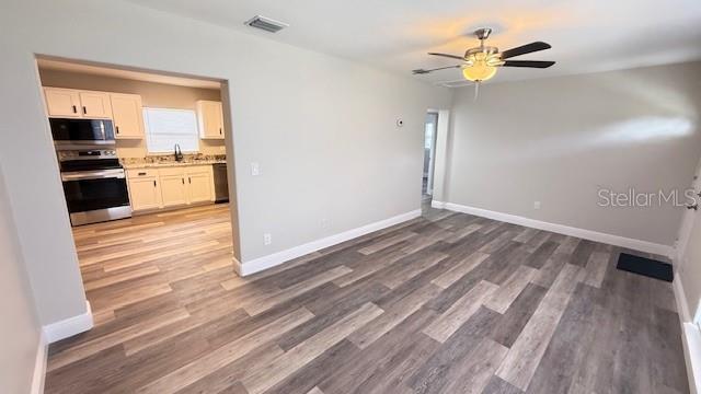 1152 North Dean Road Orlando, FL 32825 - Photo 10 of 30