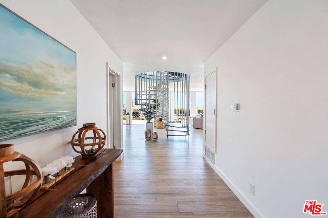 31518 Broad Beach Road Malibu, CA 90265 - Photo 10 of 27 a view of a living room and dining room