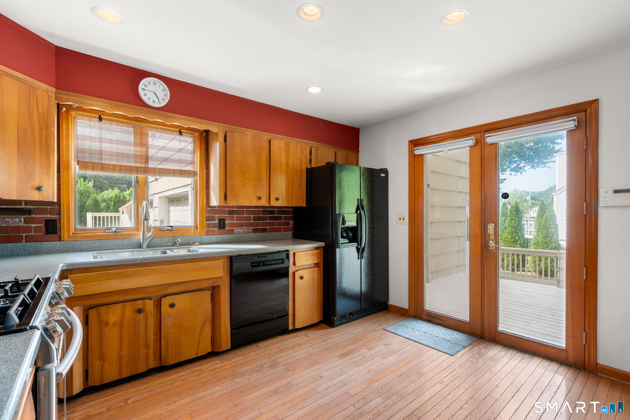 82 County Street Norwalk, CT 06851 - Photo 6 of 30