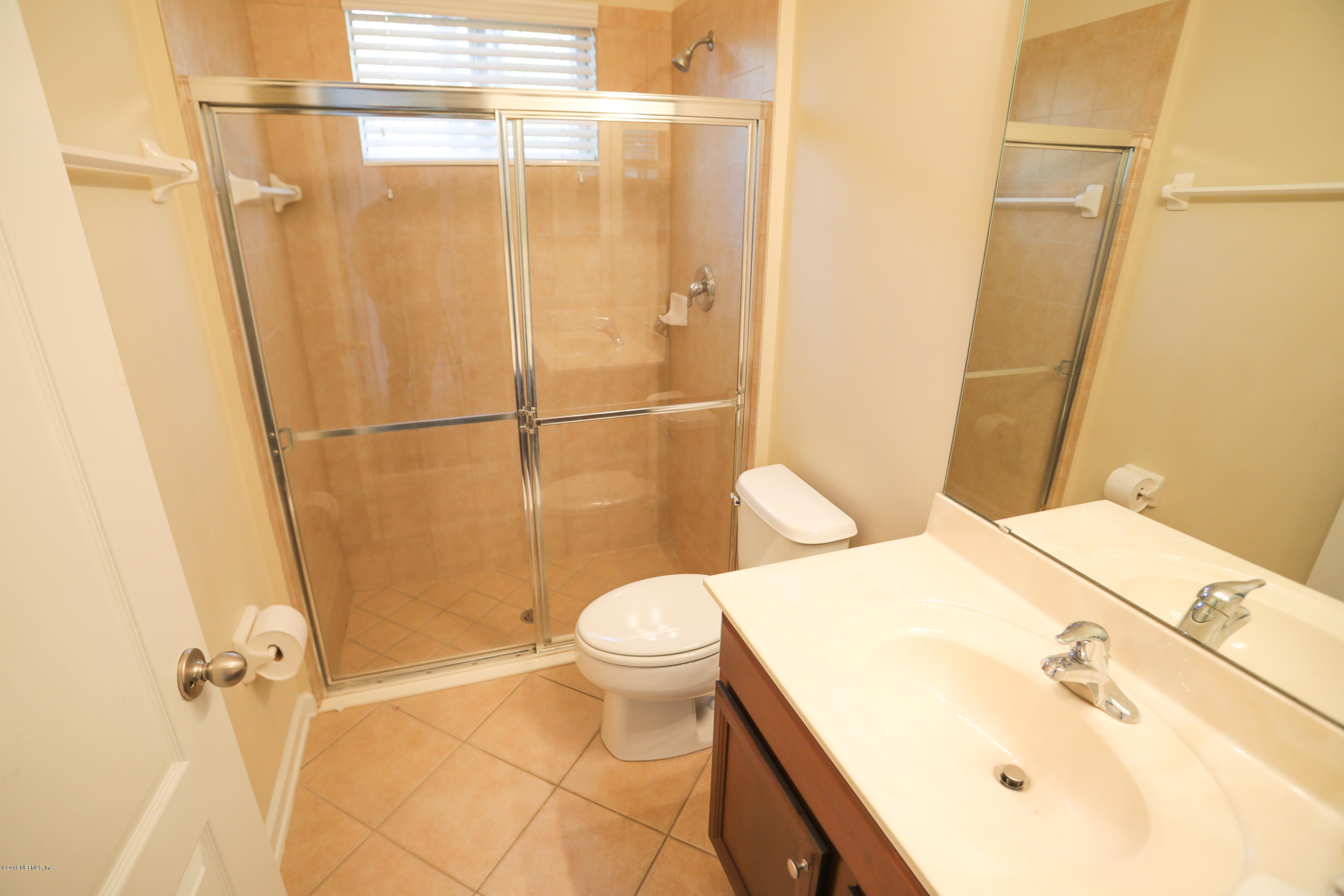 6043 Shadehill Road Jacksonville, FL 32258 - Photo 15 of 43 Guest Bath