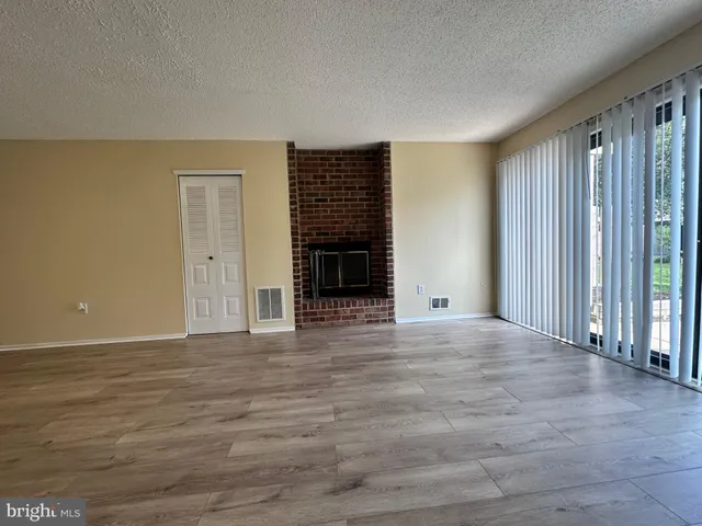 $2,500 | 6 Wosniak Court, Lawrence Township, NJ 08648