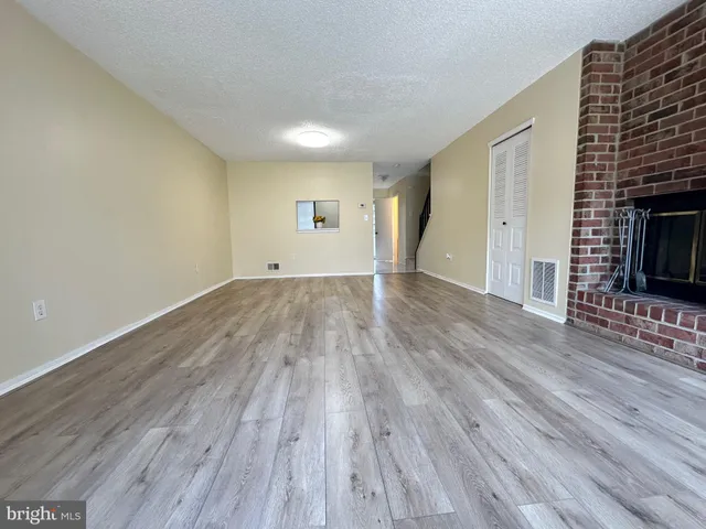 $2,500 | 6 Wosniak Court, Lawrence Township, NJ 08648