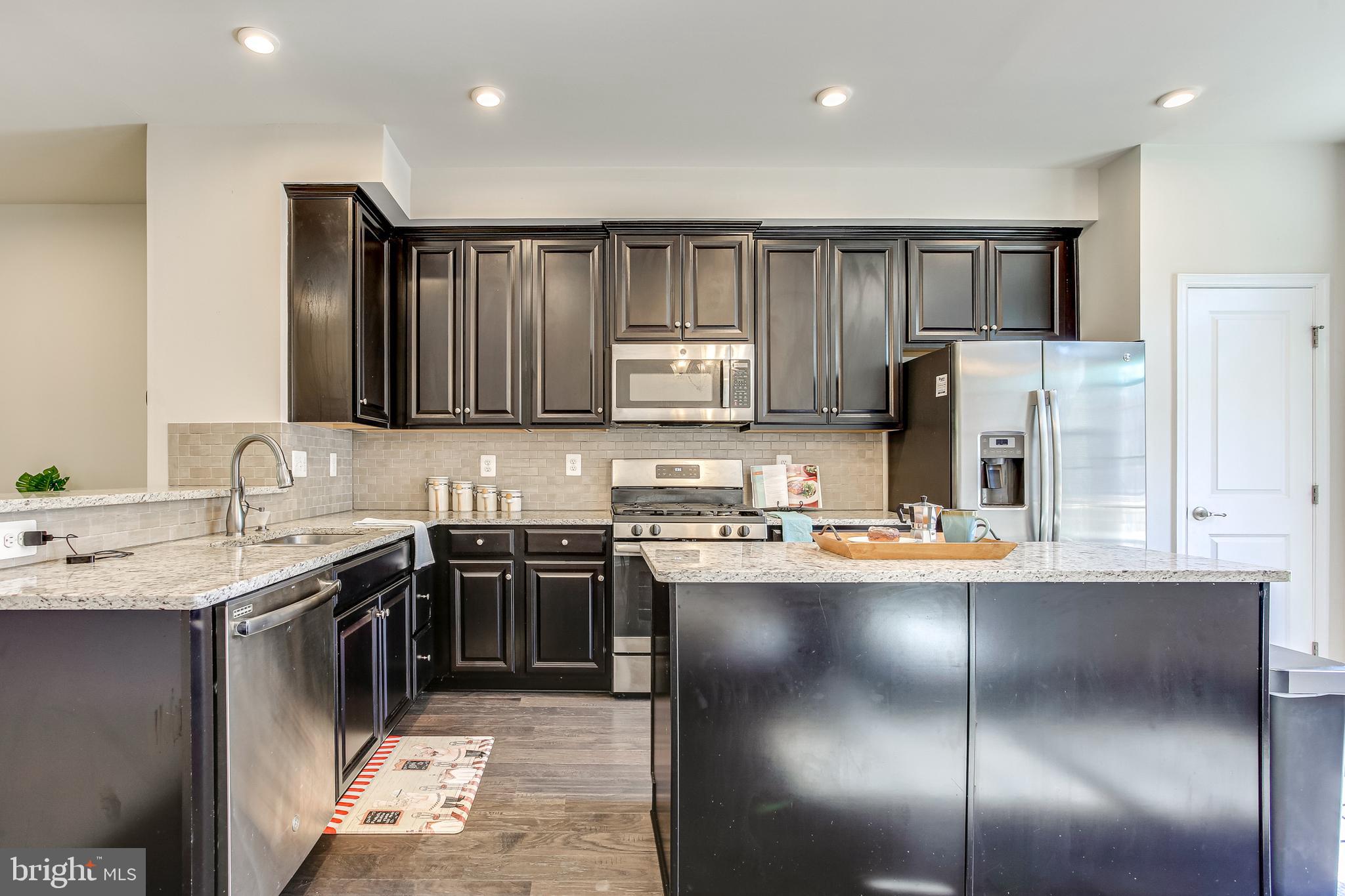 7862 Fletcher Way Hanover, MD 21076 - Photo 5 of 36