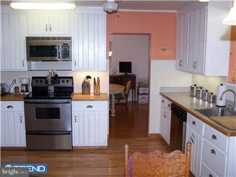 852 Ivy Road Ambler, PA 19002 - Photo 4 of 12 Kitchen