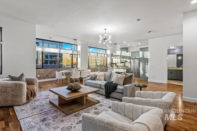 $1,199,900 | 1112 West Main Street, Unit 603, Boise, ID 83702