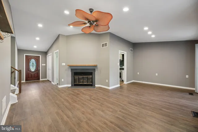 $699,000 | 11713 Greenspring Avenue, Lutherville-Timonium, MD 21093