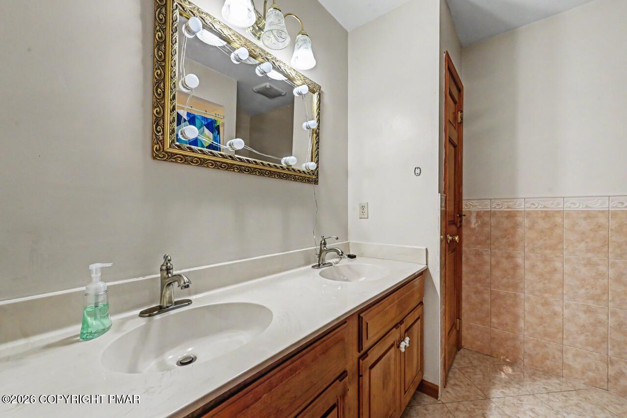 2134 Fox Run Road Stroudsburg, PA 18360 - Photo 54 of 110 2134 Fox Run photo 54