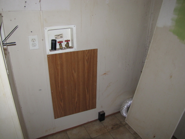 4126 Altice Road Moneta, VA 24121 - Photo 11 of 13 Laundry