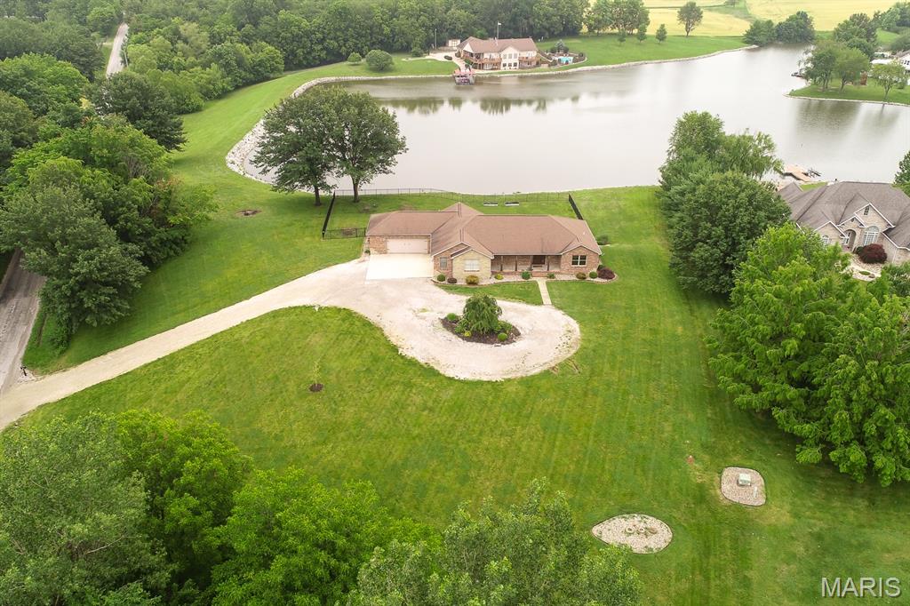 92 Rinderer Road Trenton, IL 62293 - Photo 3 of 50