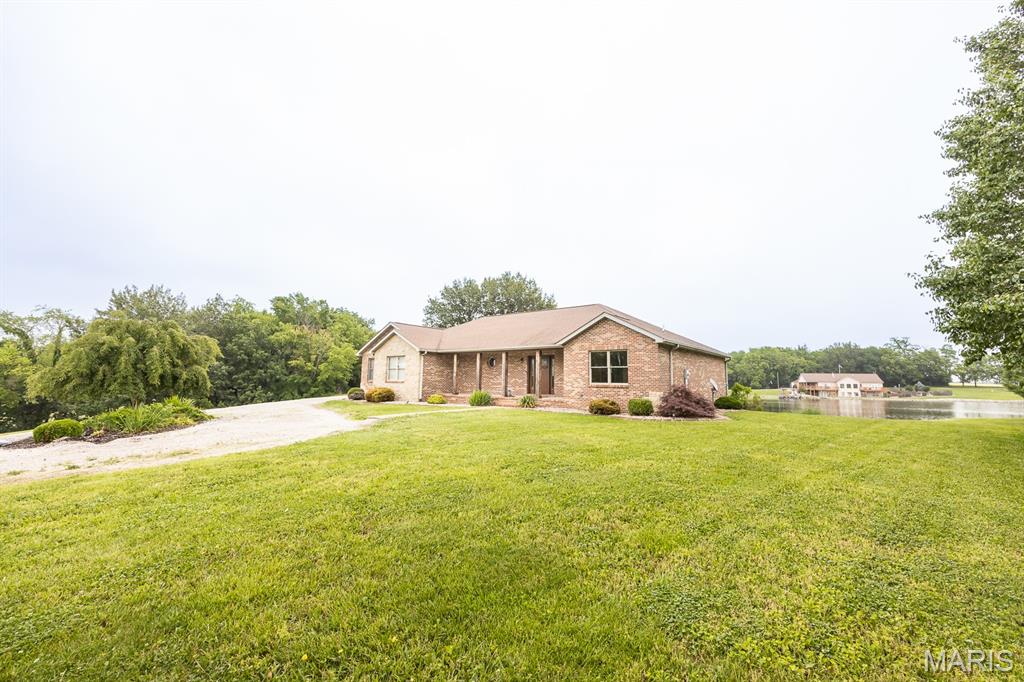 92 Rinderer Road Trenton, IL 62293 - Photo 8 of 50