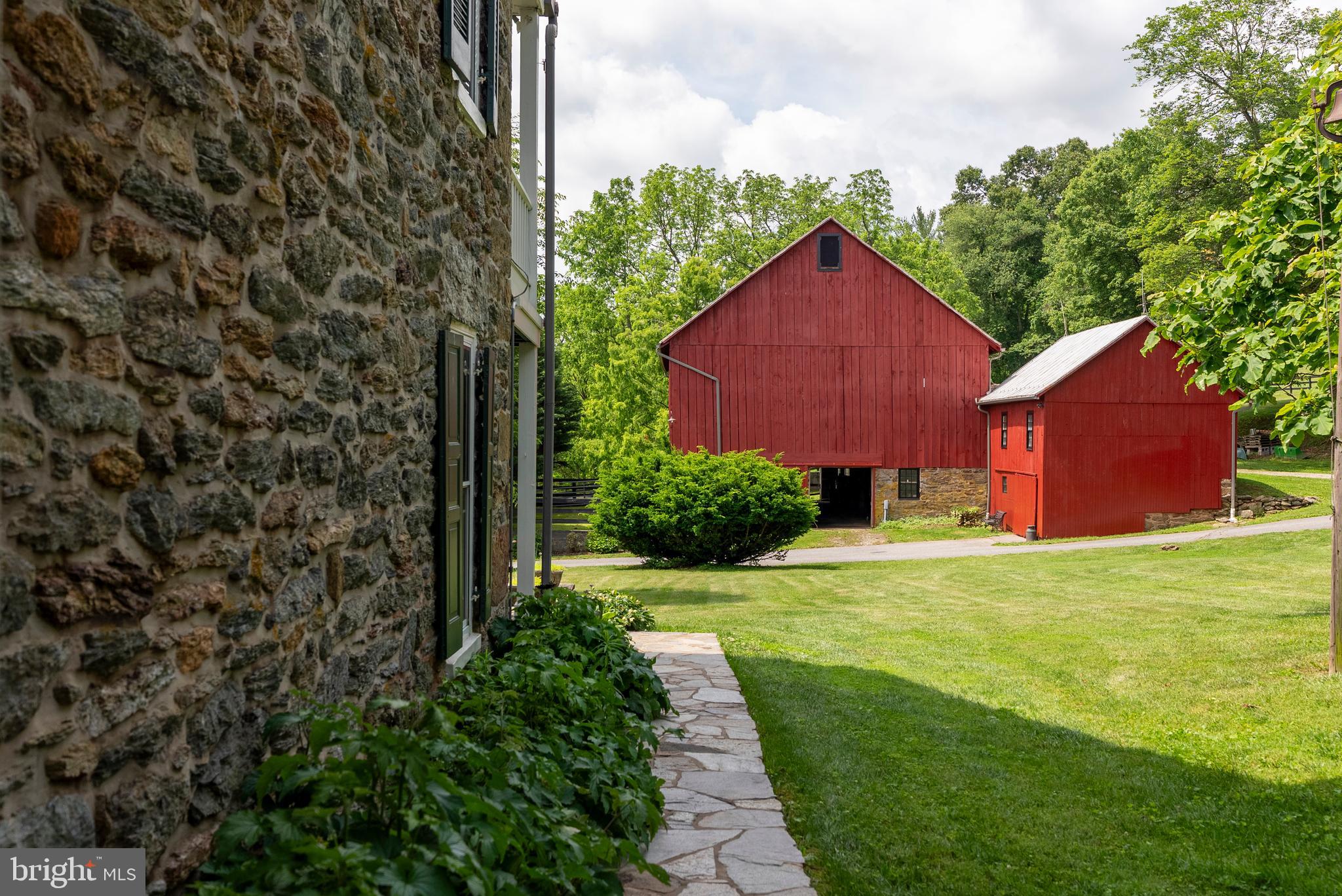 2810 Hoffman Mill Road Hampstead, MD 21074 - Photo 58 of 121 Stone walkway