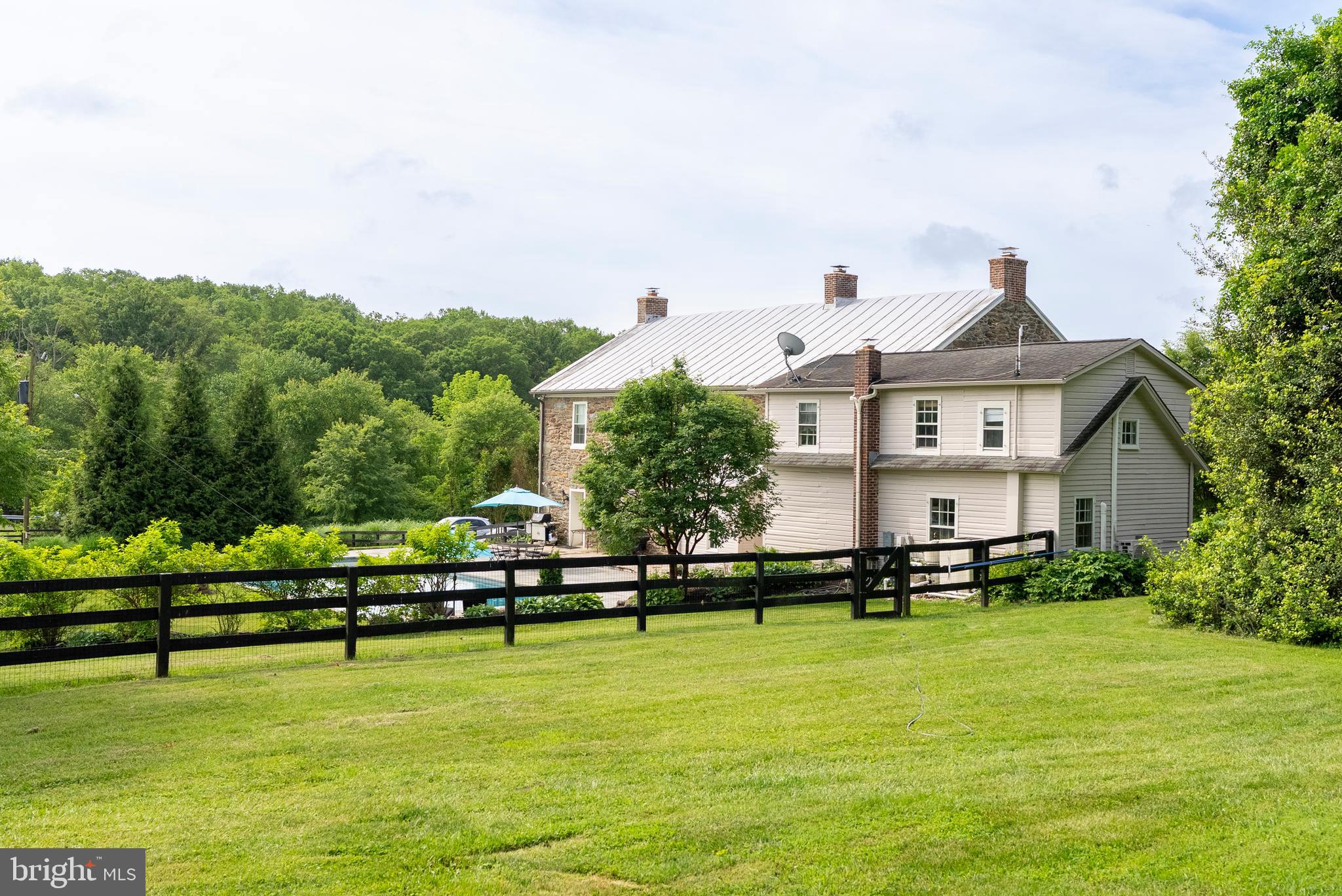 2810 Hoffman Mill Road Hampstead, MD 21074 - Photo 59 of 121 a front view of a house with a garden