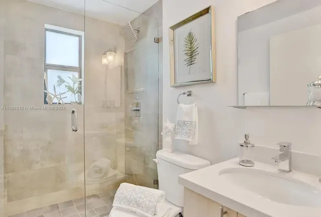 $5,500,000 | 1440 Southwest 42nd Avenue, Miami, FL 33134