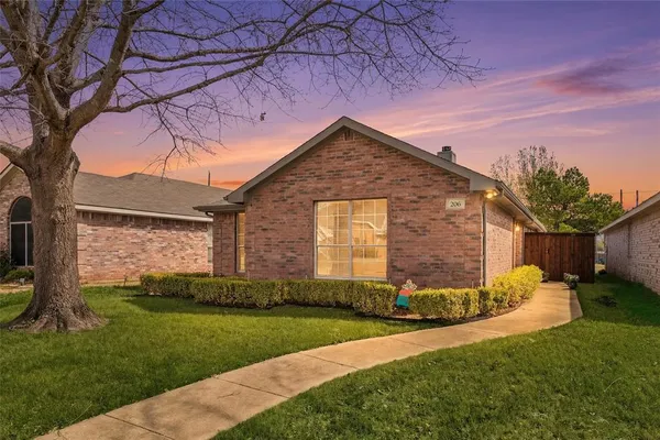 $339,000 | 206 Piccadilly Circle, Wylie, TX 75098