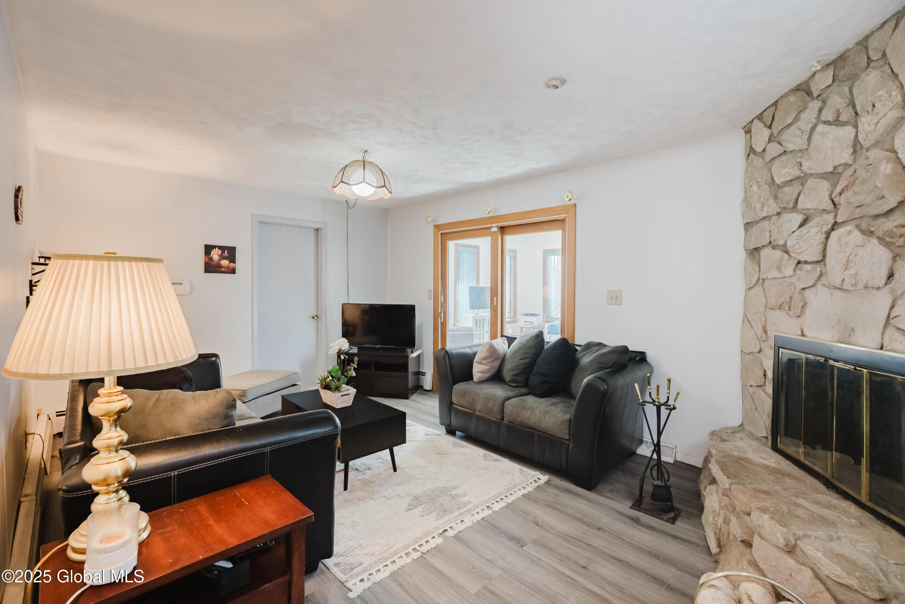 320 Dolan Drive Rotterdam, NY 12306 - Photo 15 of 49 16