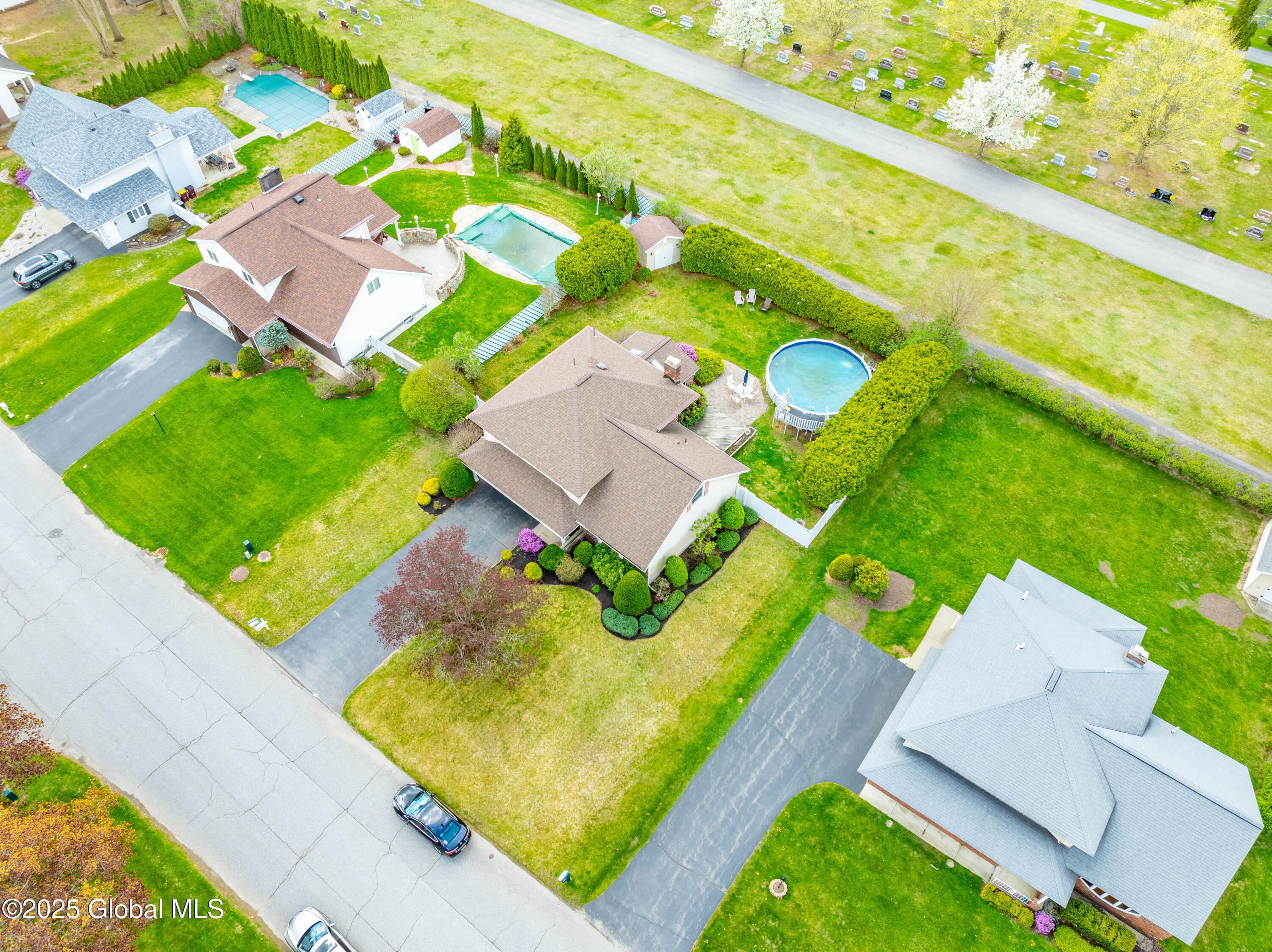 320 Dolan Drive Rotterdam, NY 12306 - Photo 46 of 49 DJI_0100-HDR